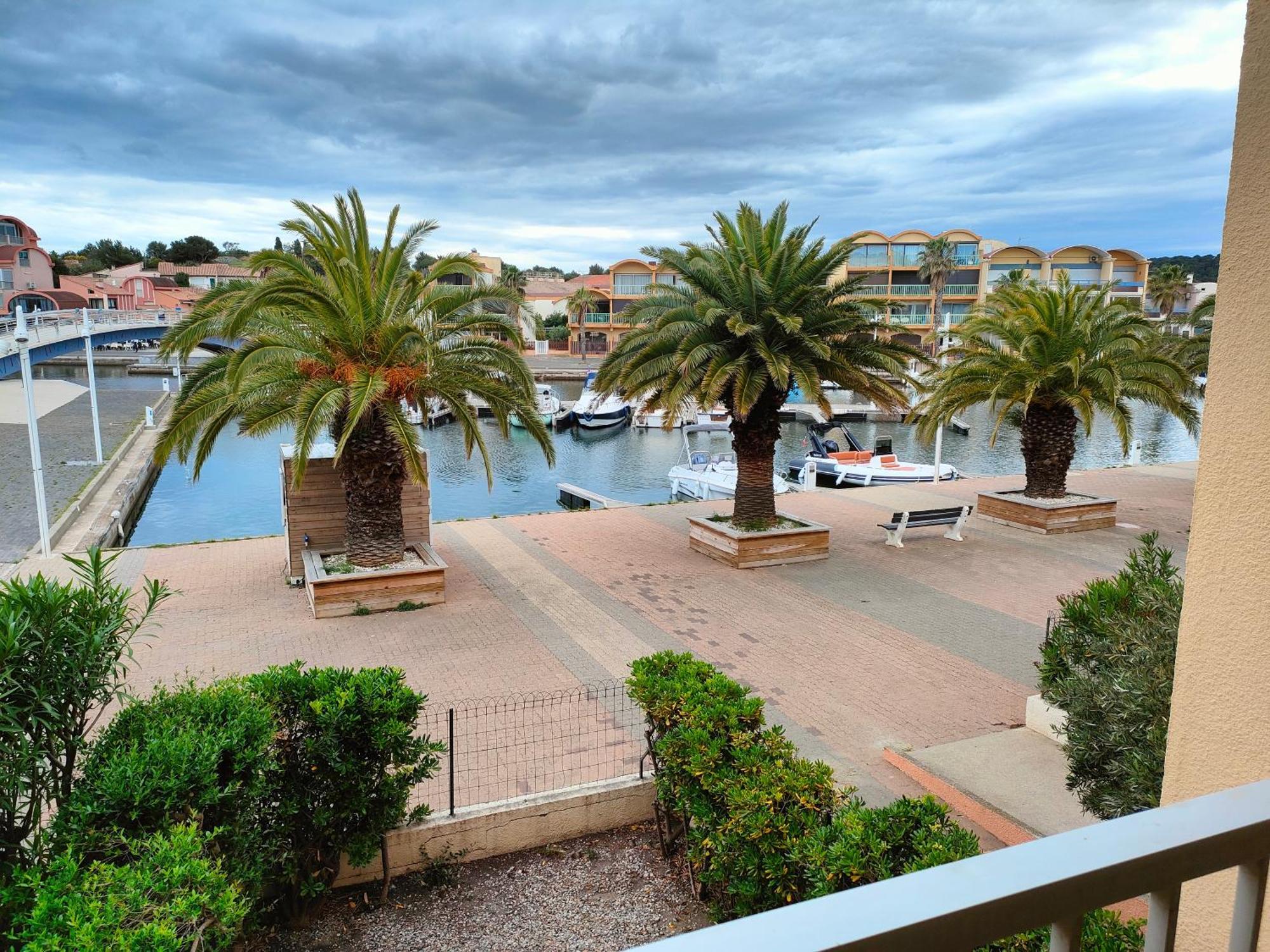Gruissan, Studio Cabine, Au Calme Vue Degagee Sur Marina المظهر الخارجي الصورة
